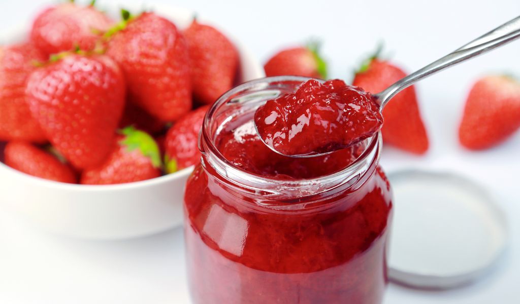 is jam safe for dogs to eat