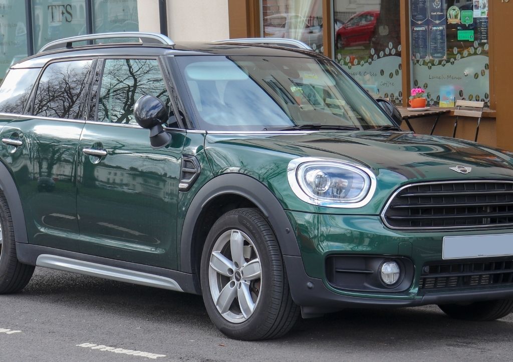 Dog cages for the Mini Countryman