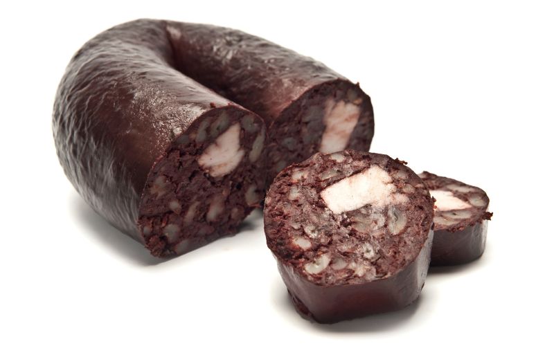 Can a dog eat black pudding?