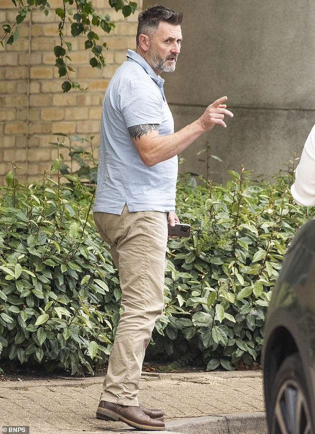 Crufts trainer who allowed three dogs to bake to death after leaving them in his Land Rover for six hours in 23C heat is spared jail 6 Crufts trainer who allowed three dogs to bake to death after leaving them in his Land Rover for six hours in 23C heat is spared jail